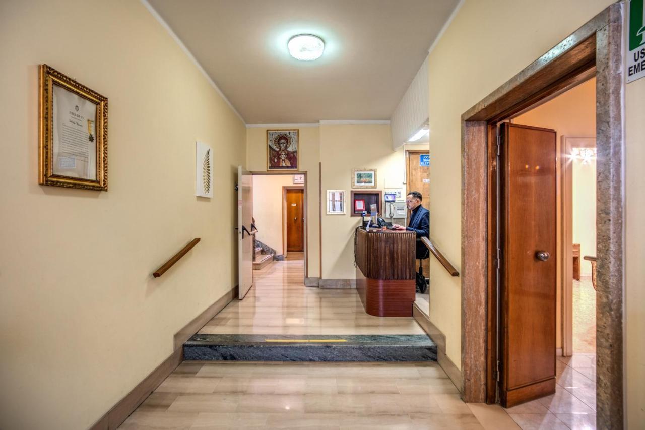Casa Per Ferie Ravasco San Pietro Gæstehus Rom